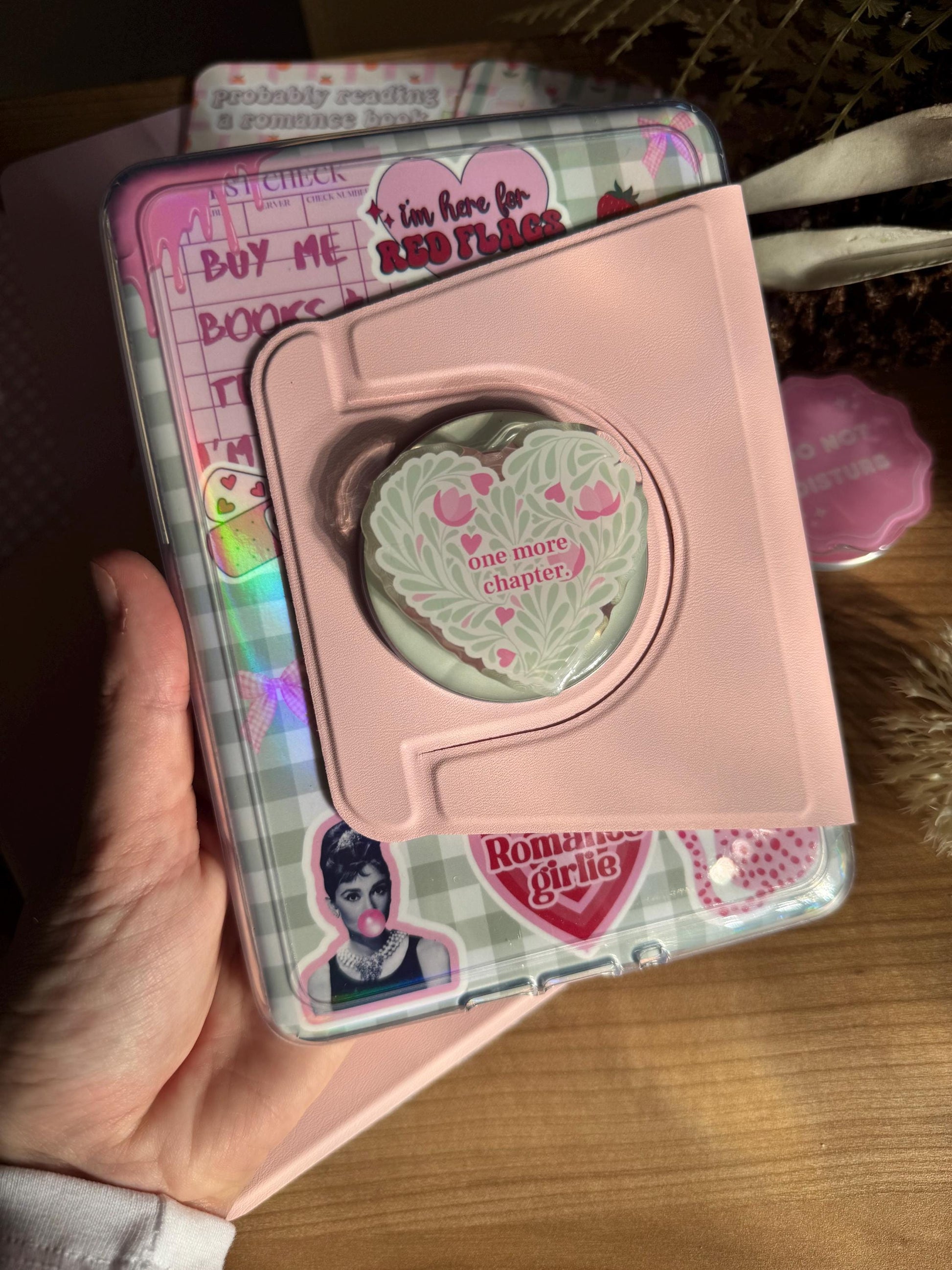 Baby pink Magnetic Detachable Flip Case for Kindle + 2 Free Inserts Included Magsafe Kindle case Colorsoft Basic Paperwhite