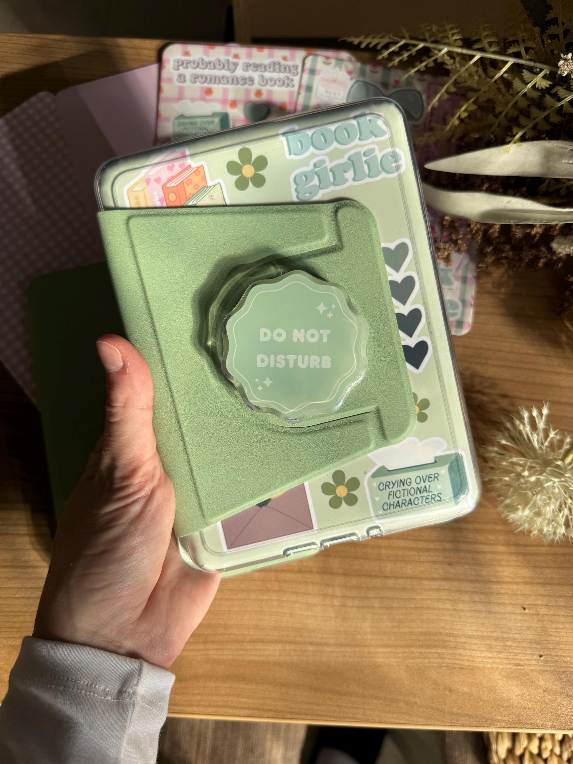 Matcha green Magnetic Detachable Flip Case for Kindle + 2 Free Inserts Included Magsafe Kindle case Colorsoft Basic Paperwhite